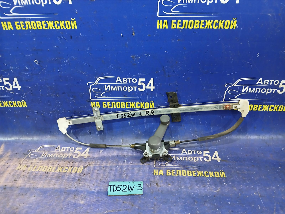 Стеклоподъемник задний правый SUZUKI ESCUDO 2000