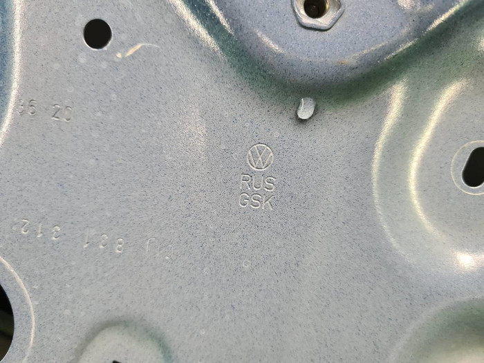 Дверь передняя правая VW Polo 6 (2020-2022)