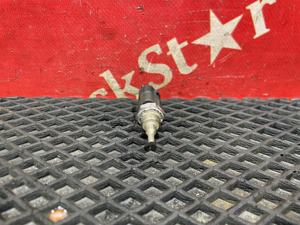 Датчик температуры охлаждающей жидкости 2019г