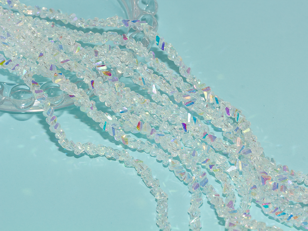 Нить бусин для украшений 4мм (ювелирное стекло)