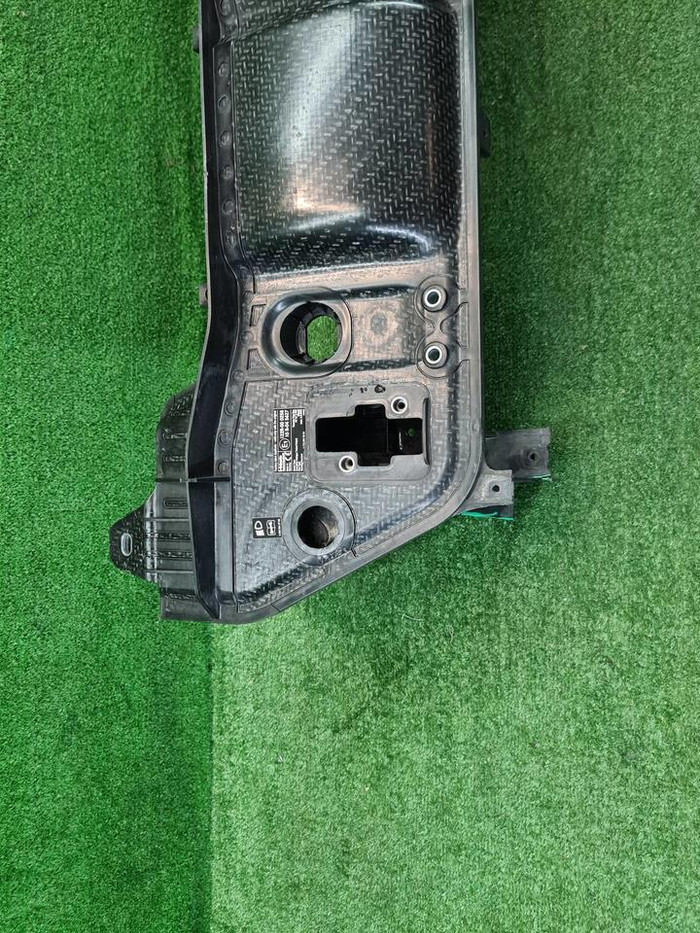 Телевизор Mercedes GLS x167 (2019-н.в.)