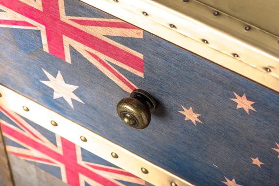 Комод Union Jack Sirius Jet, 131х81 см