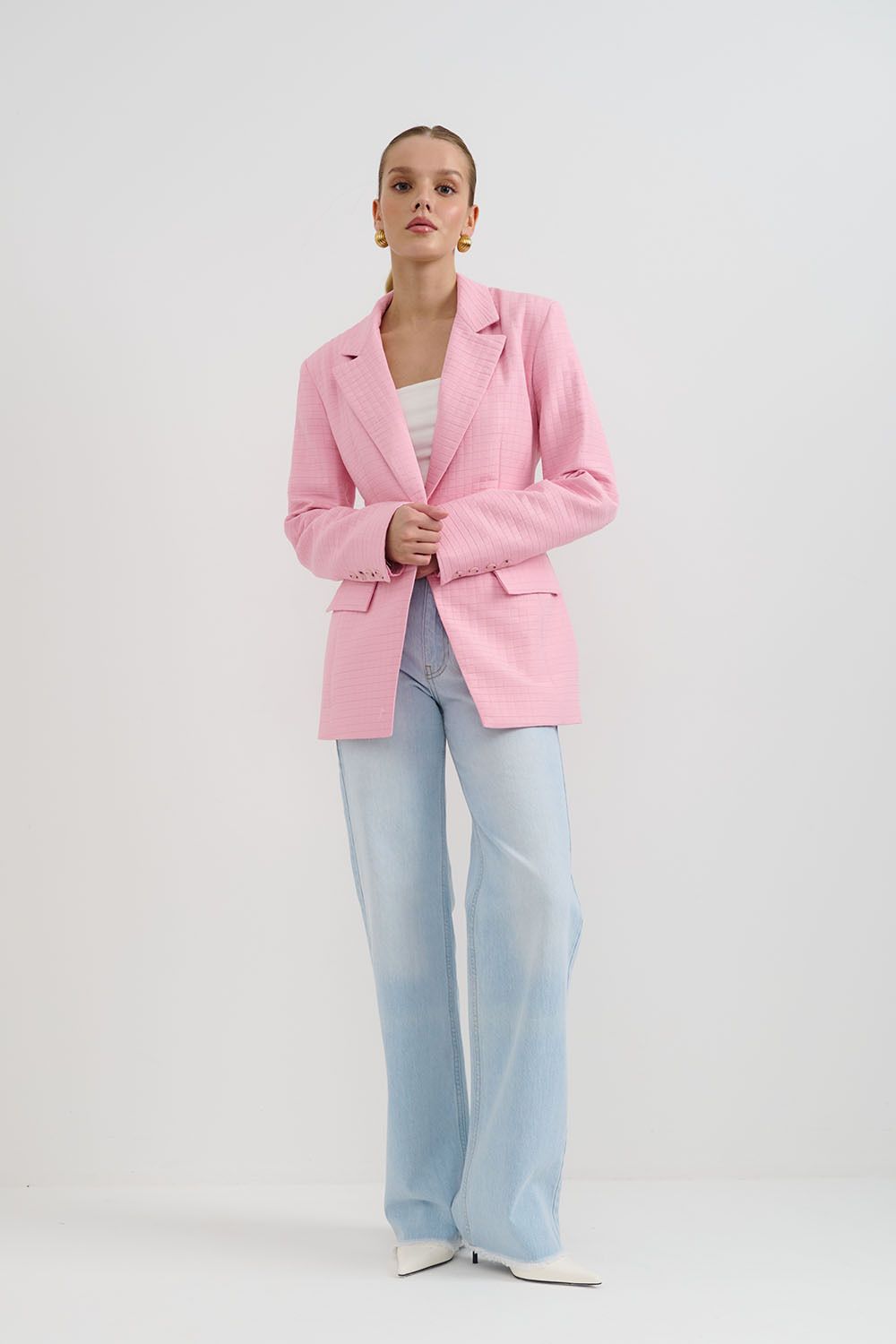 Приталенный жакет со стежкой розового цвета