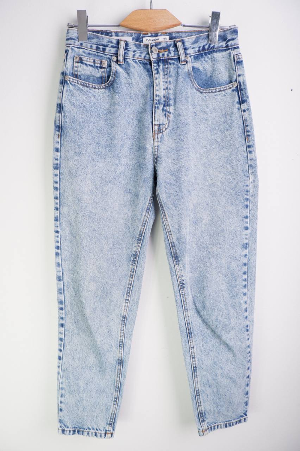 Джинсы Pull&Bear модного оттенка, маркировка 36, визуально 42 размер