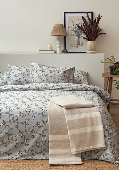 Комплект постельного белья "Ягоды тайги" из премиального сатина из коллекции russian north, 200х220 см