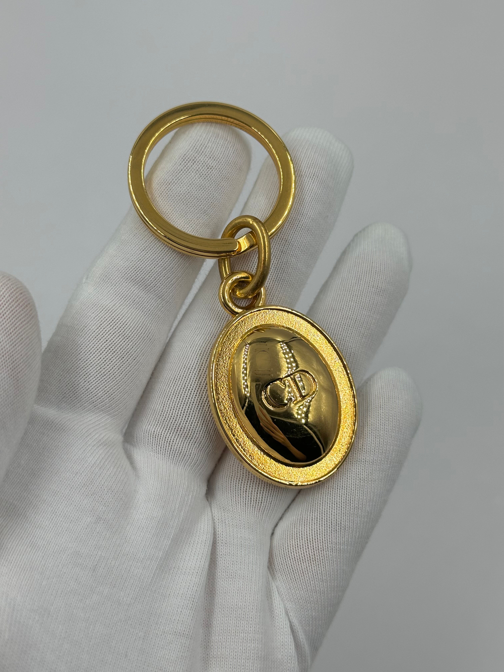 Брелок с лого Christian Dior