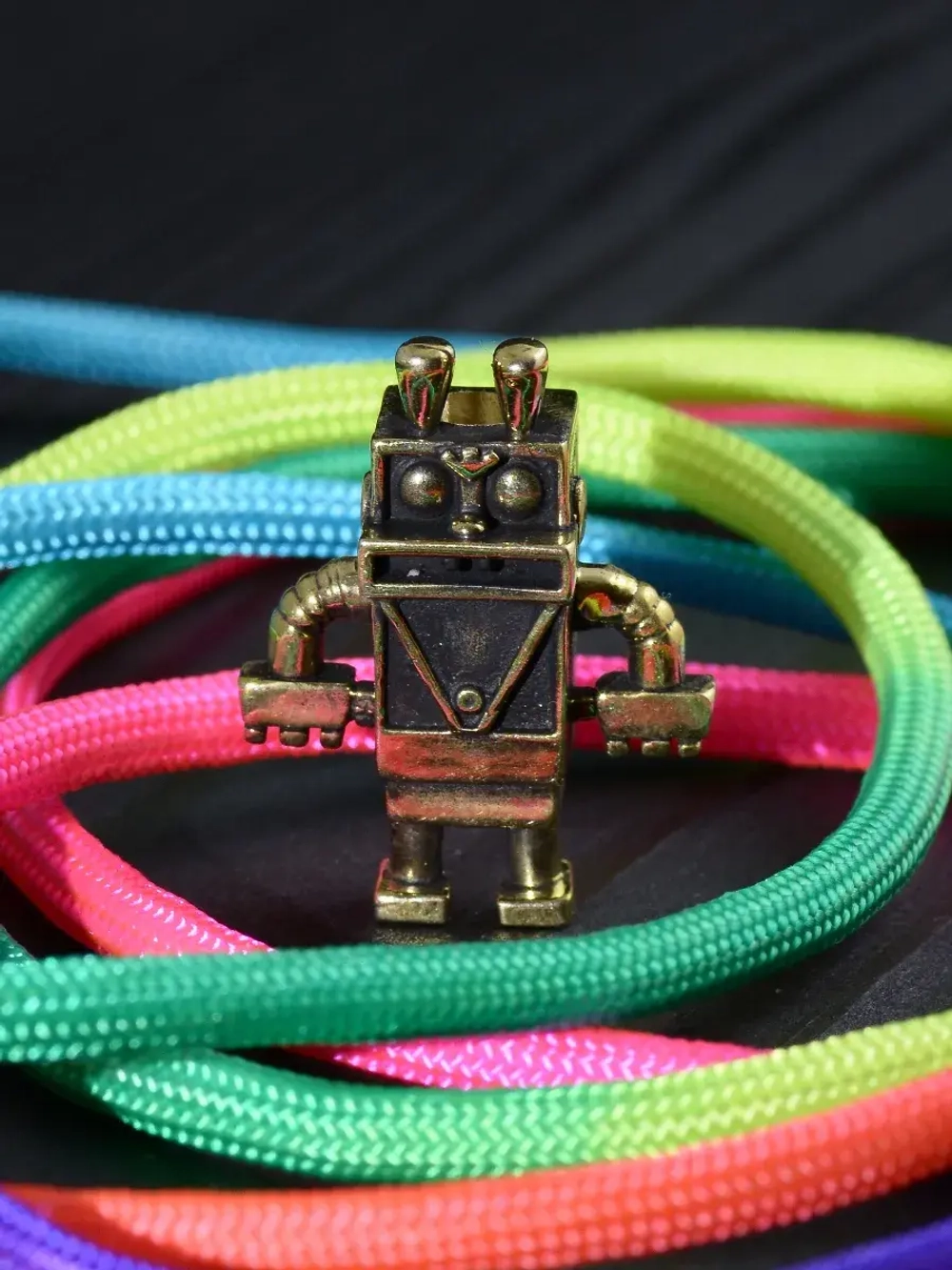 Бусина темлячная для паракорда Заяц-инопланетянин