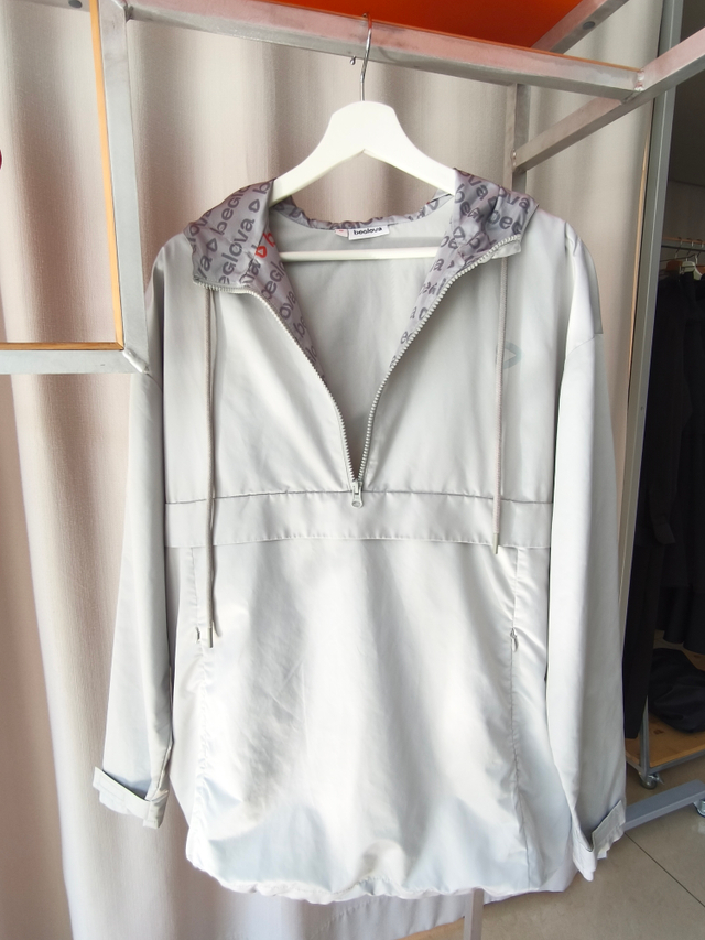 Анорак светло-серый, размер L