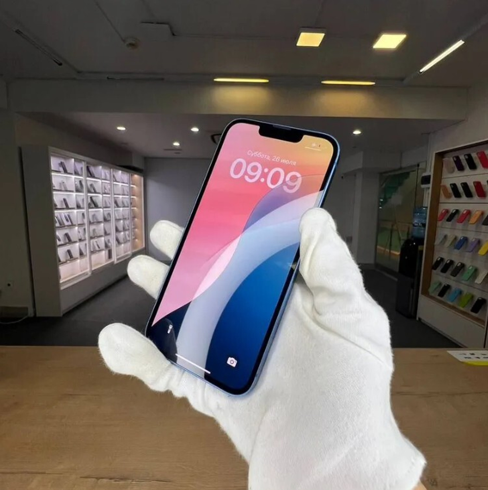 iPhone 13, 256 ГБ б/у