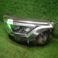 Фара правая Toyota RAV4 4 CA40 (2015-2019) LED