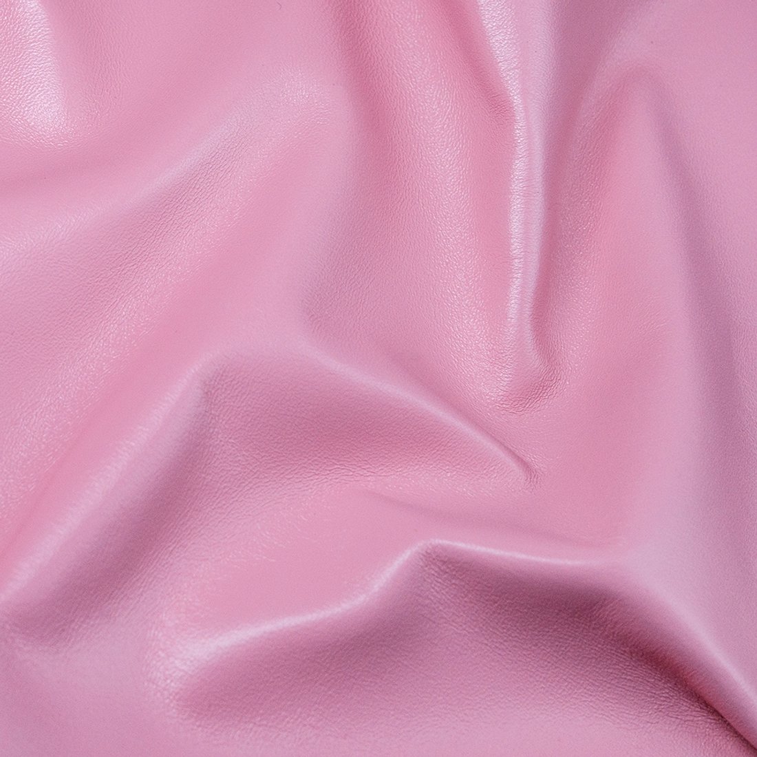 Кожа итальянская натуральная "Ярко-розовый", 0,6-0,7мм