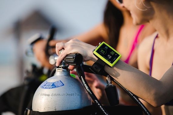 Декомпрессиметр Suunto EON Core White Белый