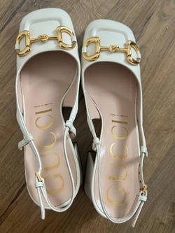 Туфли Gucci Off White Leather Horsebit