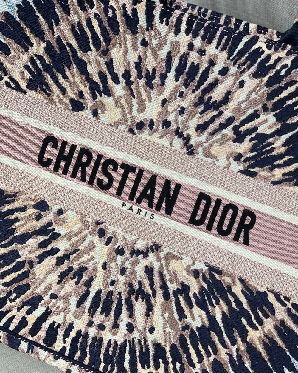 Christian Dior Book Tote 42 cm