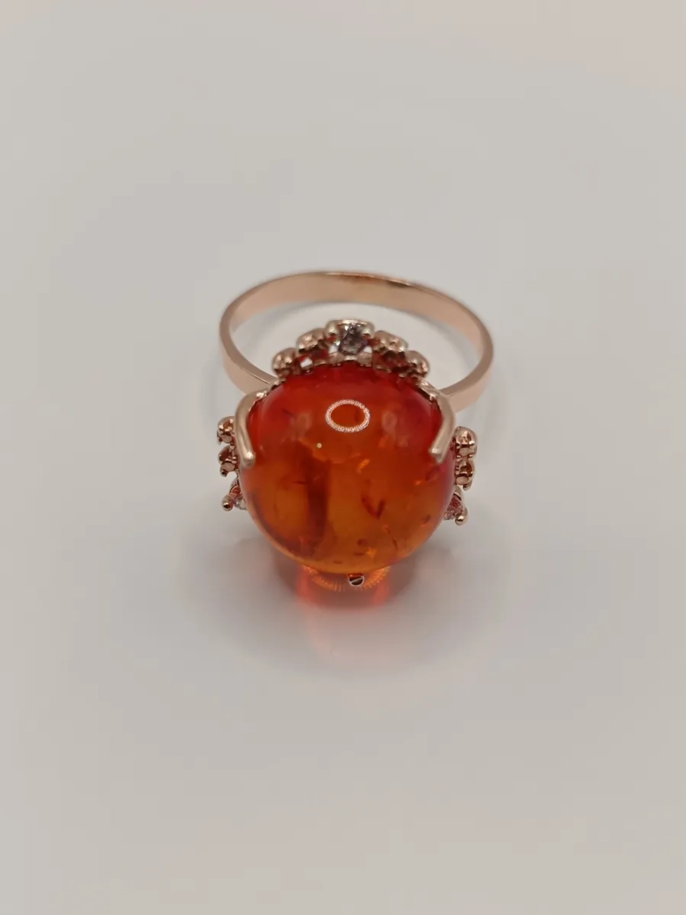 Кольцо серебряное с янтарем