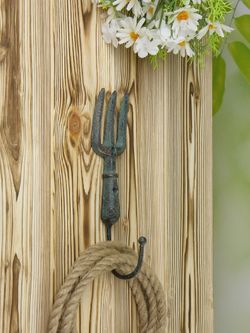 Iron Garden Крючок настенный Вилка Садовника