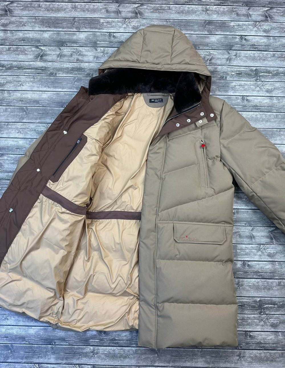 Пуховик Kiton