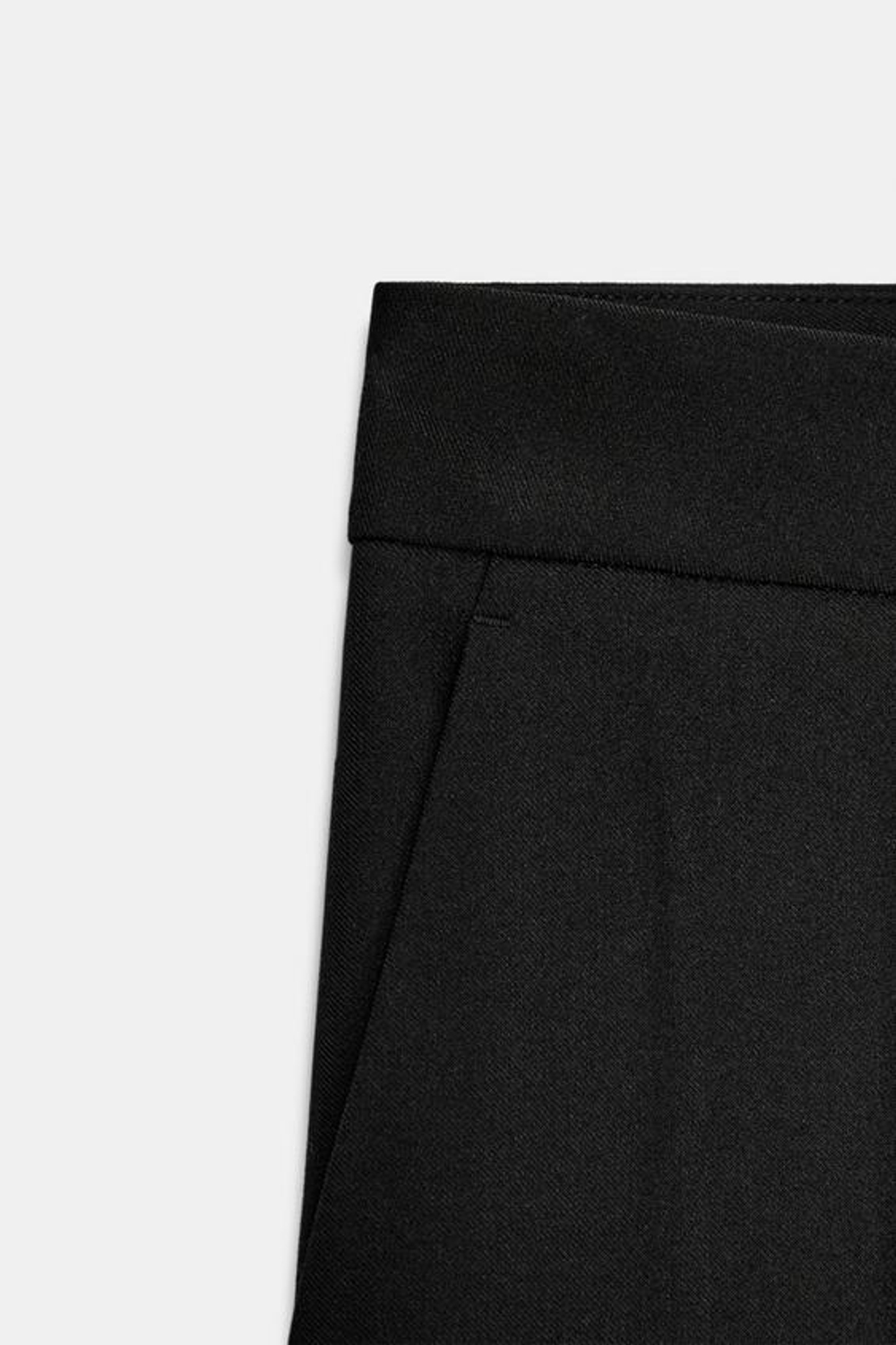 ZARA БРЮКИ CARROT FIT С ЗАЩИПАМИ, ЧЕРНЫЙ