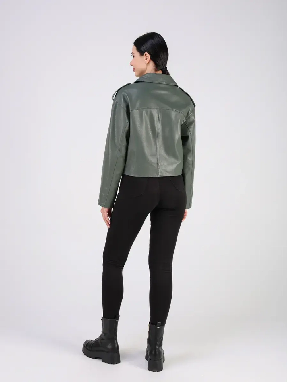 Кожаная куртка демисезонная косуха оверсайз