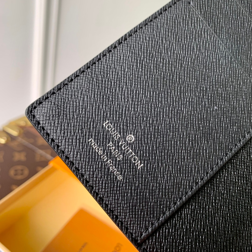 Louis Vuitton Small Ring Agenda