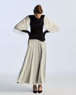 ПЛАТЬЕ ИЗ ШЕЛКА И ШИФОНА С ШИРОКИМИ РУКАВАМИ