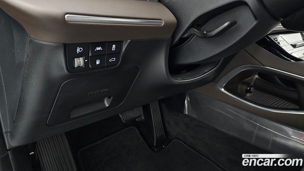 Hyundai The New Grandeur (Azera) IG 3.3 (04.2021)