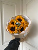 Букет из подсолнухов