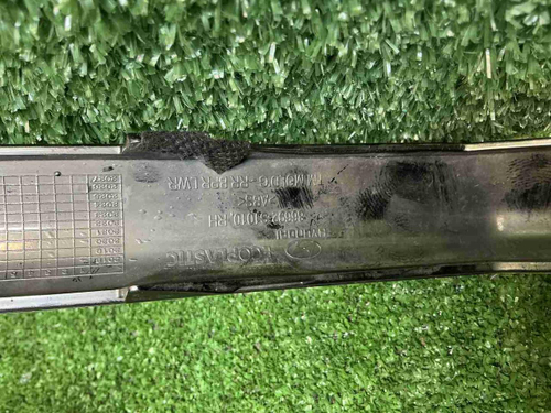 Молдинг бампера правый Hyundai Santa Fe 4 (18-21)