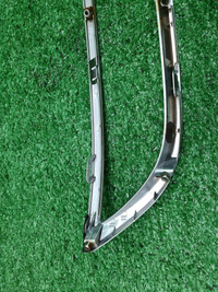 Молдинг переднего бампера Hyundai Genesis 2 13-16