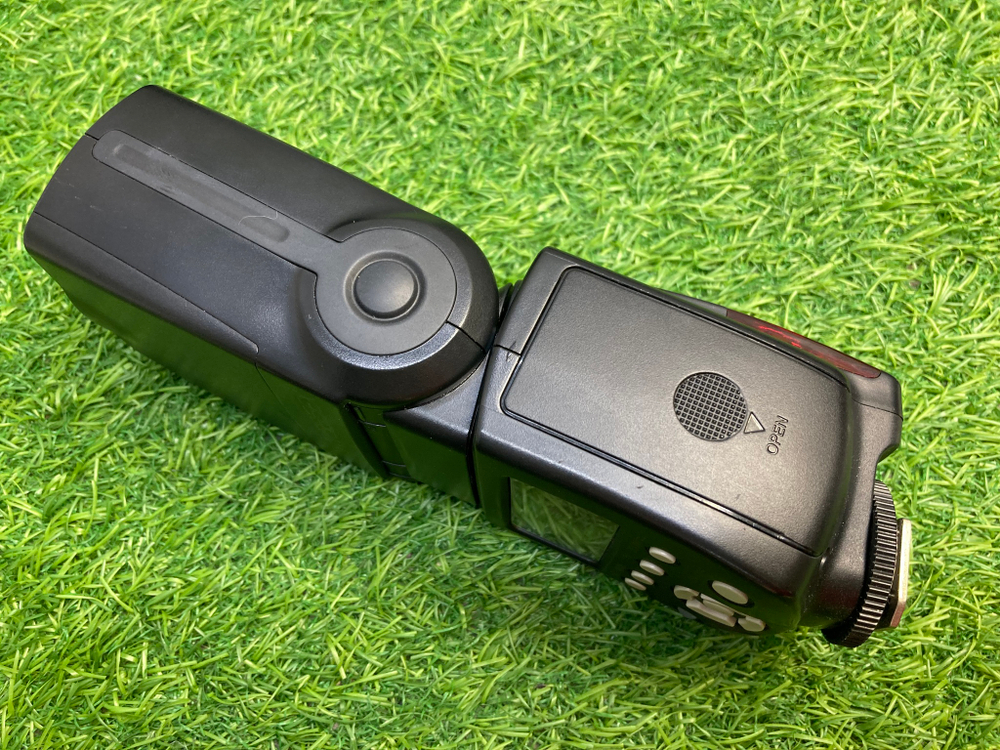 YongNuo Speedlite YN-565EX for Canon