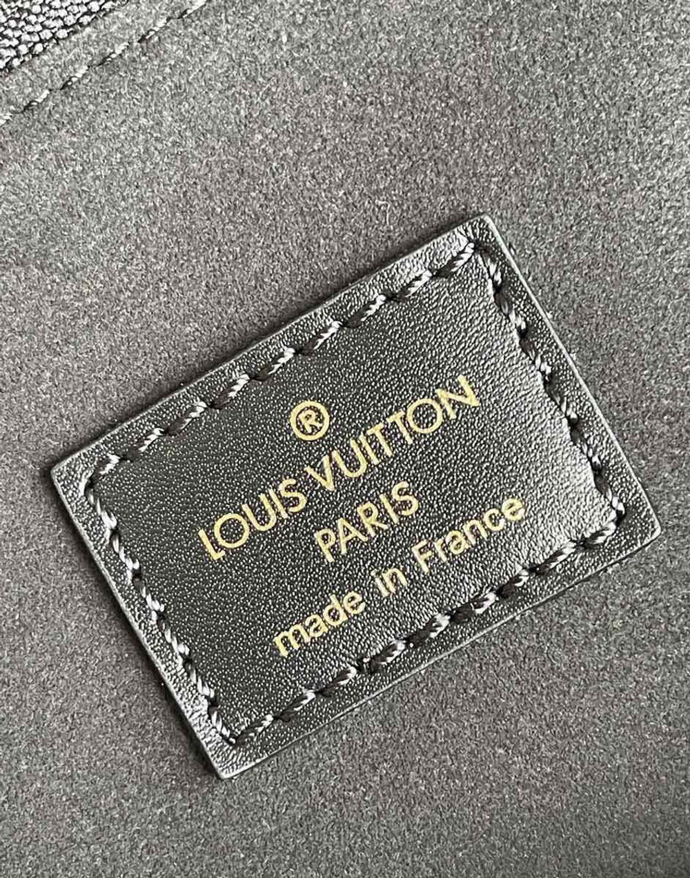 Louis Vuitton On My Side PM