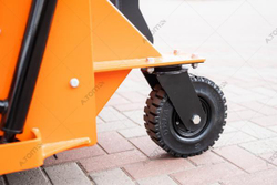 Щетка дорожная на погрузчик, с прибордюрной щеткой - EXPERT 2500