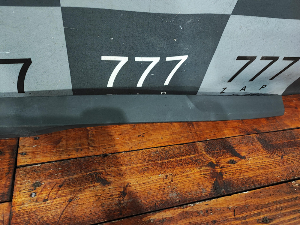 Спойлер переднего бампера Opel Corsa D Новый Оригинал 13179947