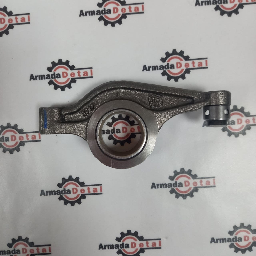 Коромысло впускного клапана 320/03922