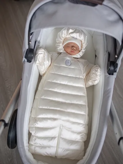 Демисезонный комбинезон-трансформер Наследник Выжанова для малыша Зефир