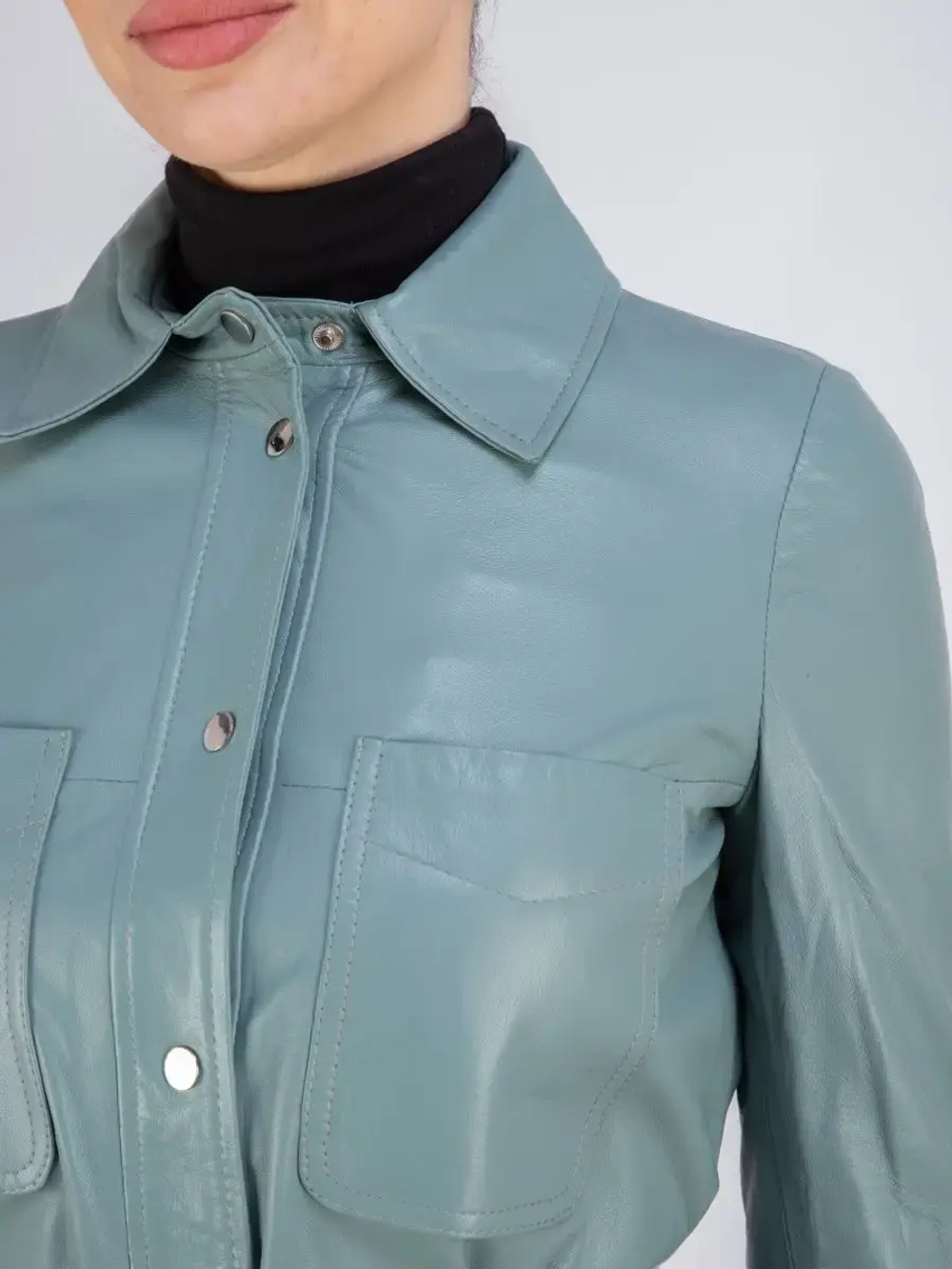 Кожаная куртка весна - лето рубашка