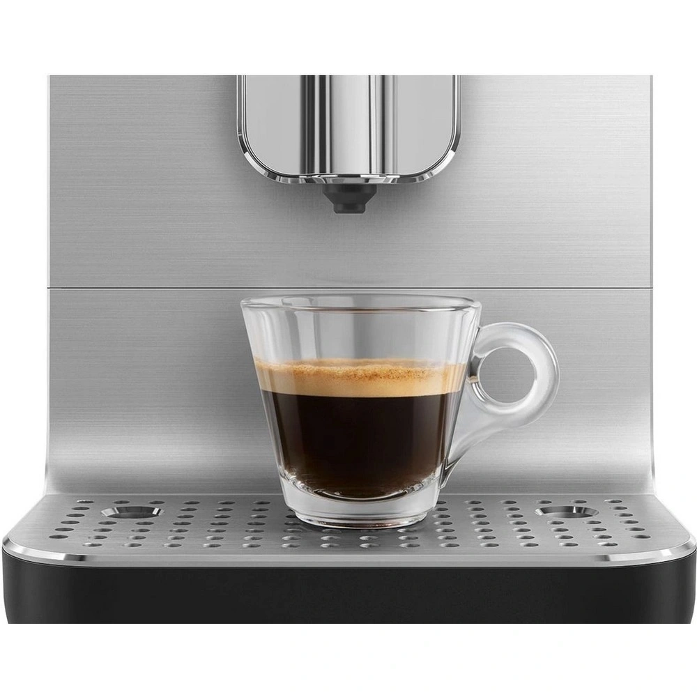 Кофемашина автоматическая Smeg BCC13BLMEU черная