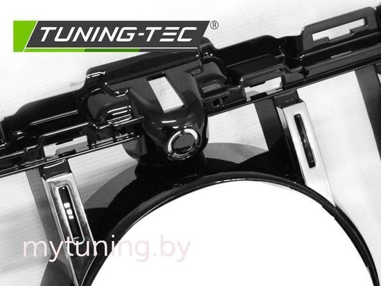 Решетка радиатора для Mercedes C-Class W205 (18-...) черная с хромом в стиле GT-R