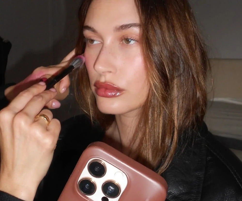 rhode Чехол для iPhone + блеск для губ