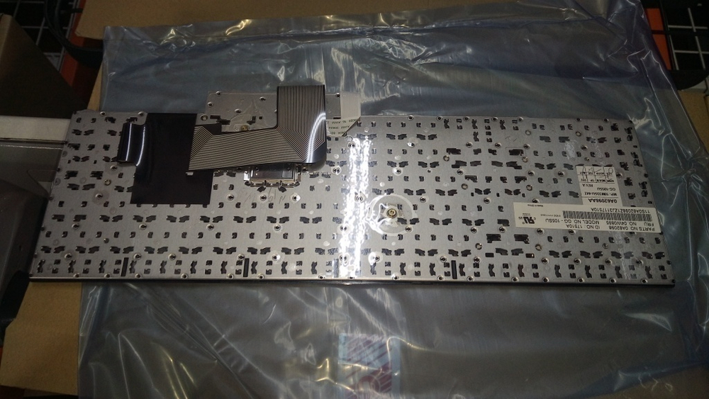 Клавиатура для ноутбука Lenovo E520/E525 раскладка - русская, без подсветки, черная (04W0895), оригинал