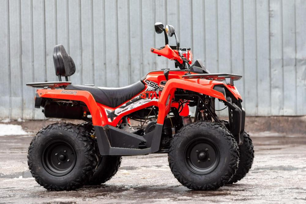 Квадроцикл SSSR (СССР) STAR 200 черный пластик, оранжевые наклейки