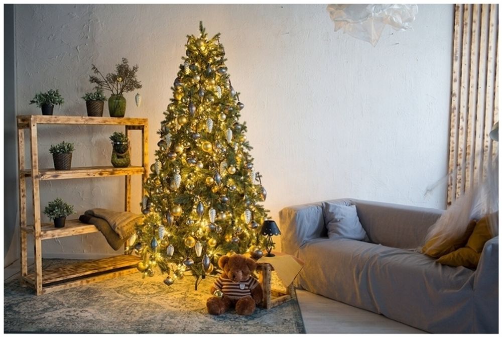 Искусственная ель «Леано» (Литая хвоя) 180 см / 1.8 м