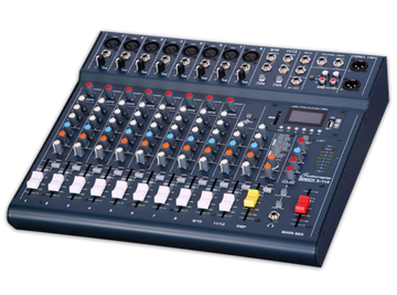 CLUB XS12 Компактный  микшер. 8 микрофонных, 2 стерео входа. 3-х полосный эквалайзер. Обрезной фильт