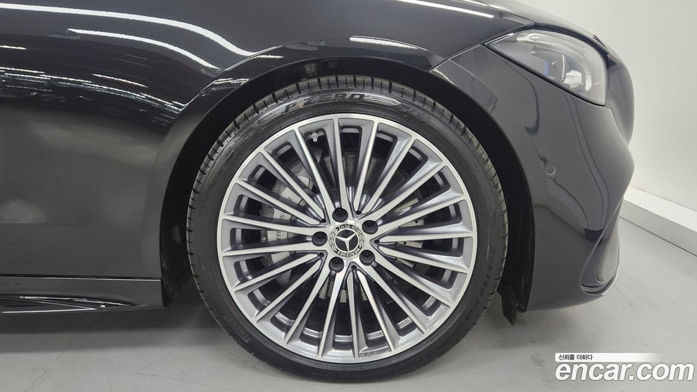 Mercedes-Benz C-Class W206 C300 4MATIC AMG Line (12.2023)