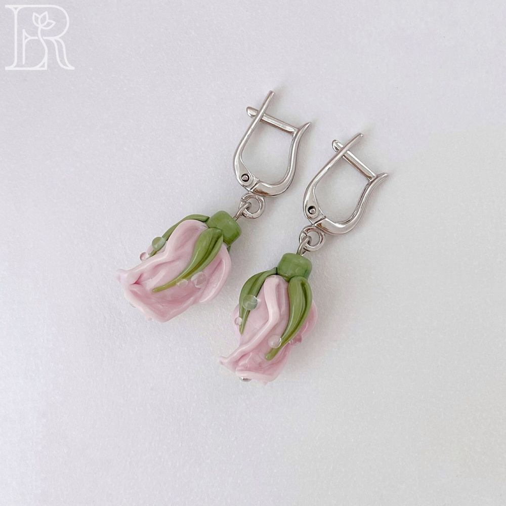 LEFIREL' Серьги серебряные женские "Розочки" с цветами из муранского стекла / ювелирные украшения из родированного серебра 925