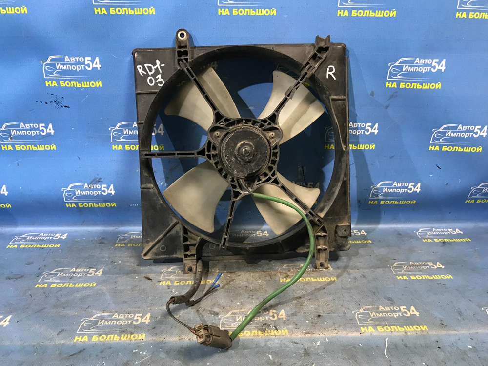 Диффузор радиатора двигателя Honda CRV 1997