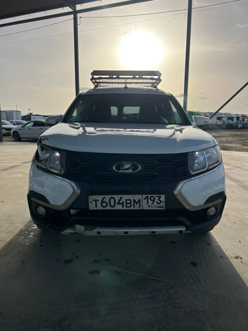 LADA LARGUS Luxe Prestige 7 мест 1.6 106hp 5MT