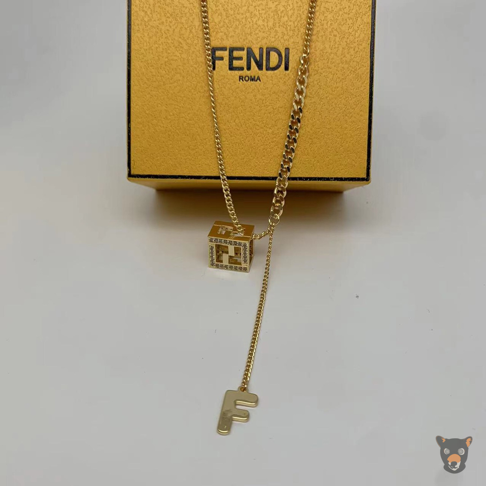 Подвеска Fendi