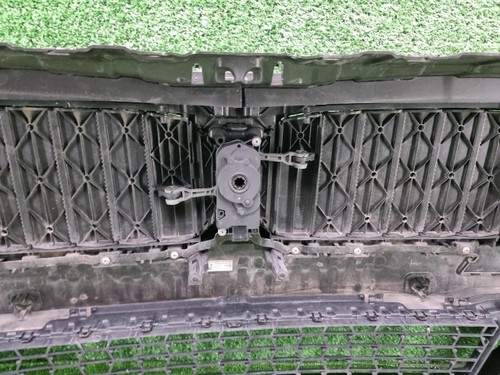 Бампер передний BMW 5er G30 20-23 M-paket В сборе