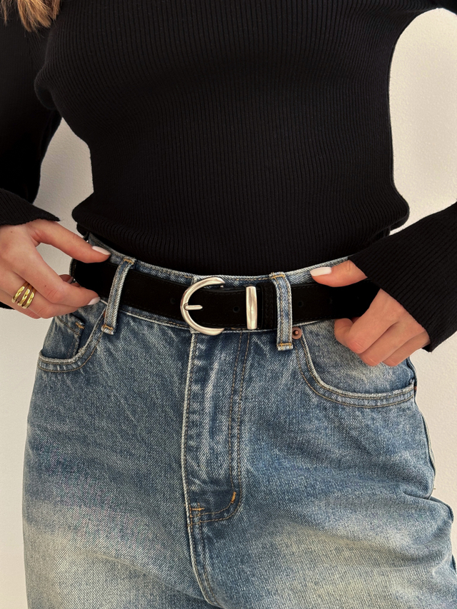 Ремень тонкий из замши